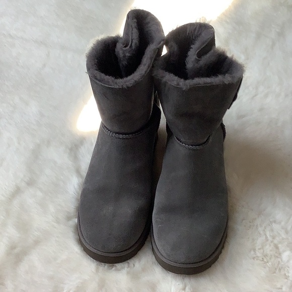 Ugg wedge boots - Picture 3 of 3